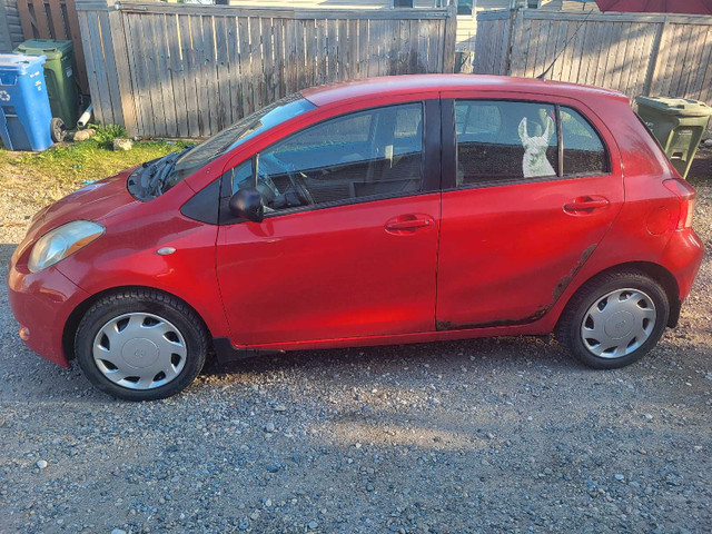 Toyota yaris hatchback 2008 in Cars & Trucks in Calgary - Image 4