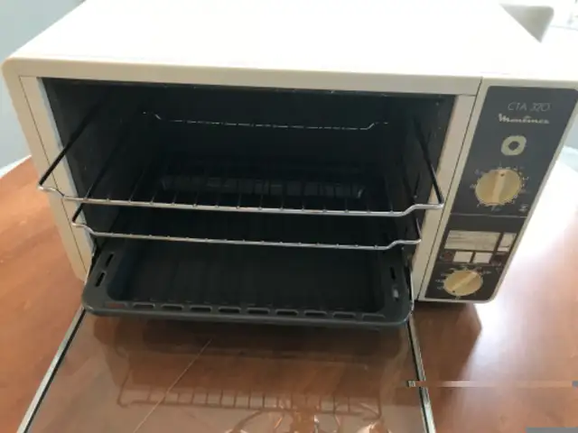 Fourneau air convection moulinex CTA 320 comme neuf in Stoves, Ovens & Ranges in Sherbrooke - Image 5