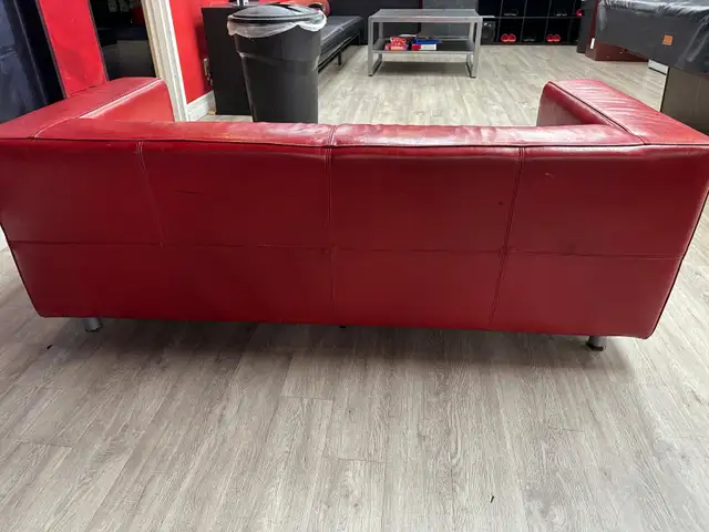 Red Leather Loveseat/Sofa520776624375091201
