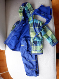 Manteau, veste, pantalon, chapeau (mi-saisons)  Gr. 2 ans