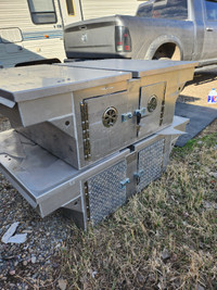Aluminum Dog box / hound box fits on a sxs or a truck