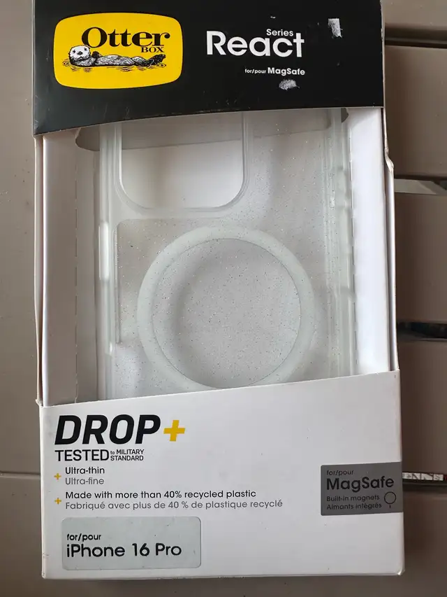 iPhone 16 Pro React OtterBox-Colour Stardust in Cell Phone Accessories in Peterborough - Image 2