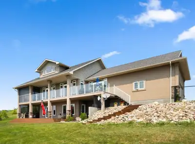 Acreage on Last Mountain Lake (East side - Rm of Mckillop 1732 sq ft walkout bungalow with loft ️ 4...