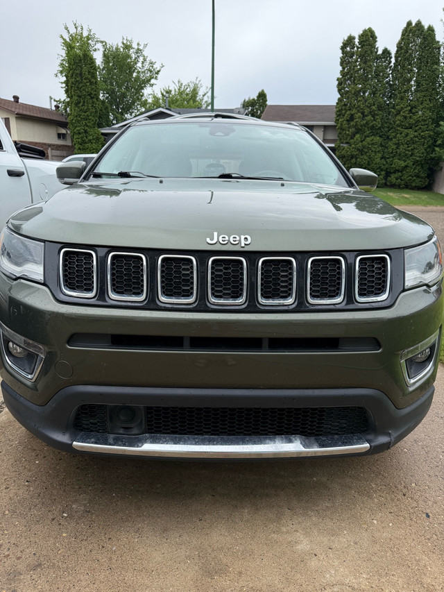 2021 Jeep compass  in Cars & Trucks in Medicine Hat