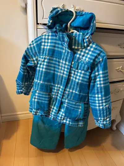 7 years old Snow suit, View more