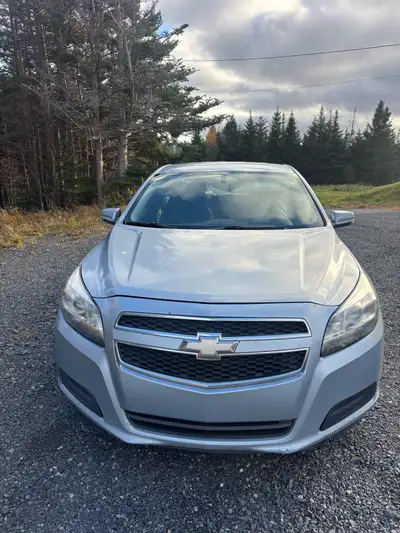 2013 Chev Malibu, 4 door sedan Automatic transmission, 191,000 km Starts & moves TLC from a mechanic...