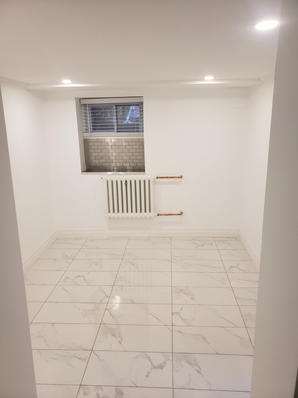 High Park Apartment For Rent !! 5