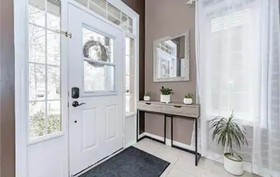 4 bed 4 bath house for rent in Waterloo
