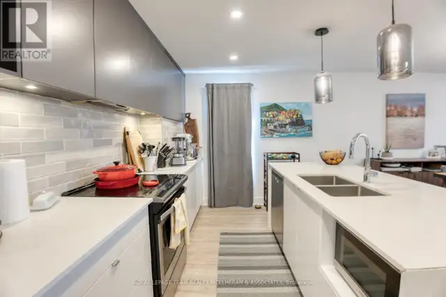 Chill Roommate Wanted for Westboro Condo (starting July 1st) in Room Rentals & Roommates in Ottawa - Image 5