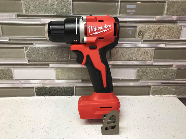 Compact Drill Brushless 3601-20 Milwaukee M18  -NEUF- dans Outils électriques  à Laval/Rive Nord