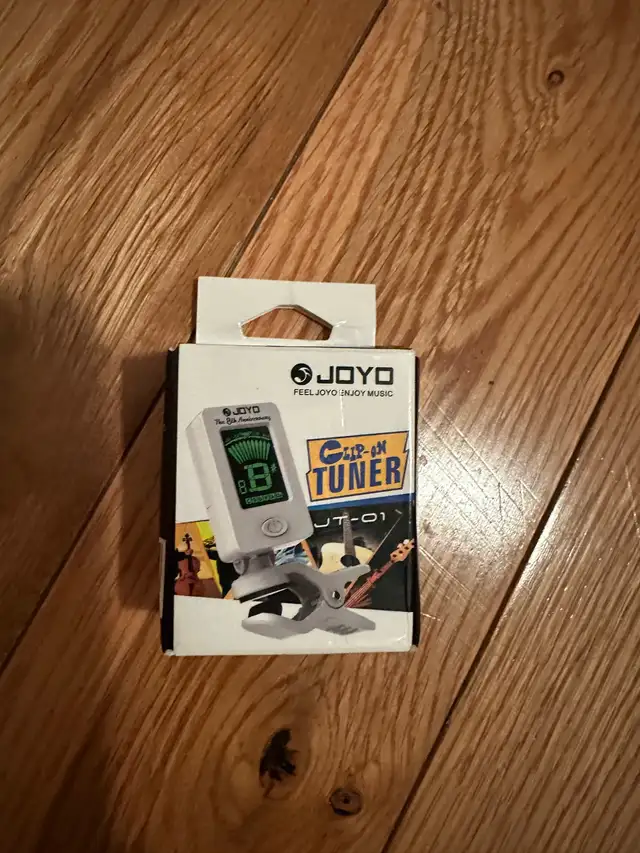 Guitar + add ons in Guitars in Markham / York Region - Image 3