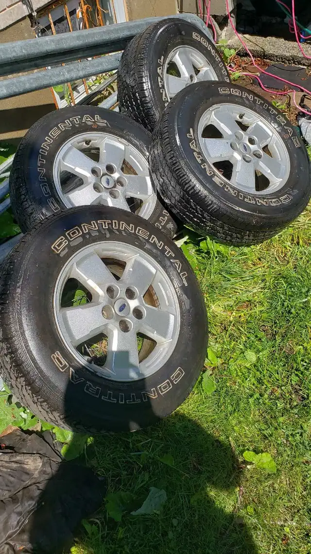 4 Continental tires and Ford rims P235/70R16 in Tires & Rims in City of Montréal - Image 2