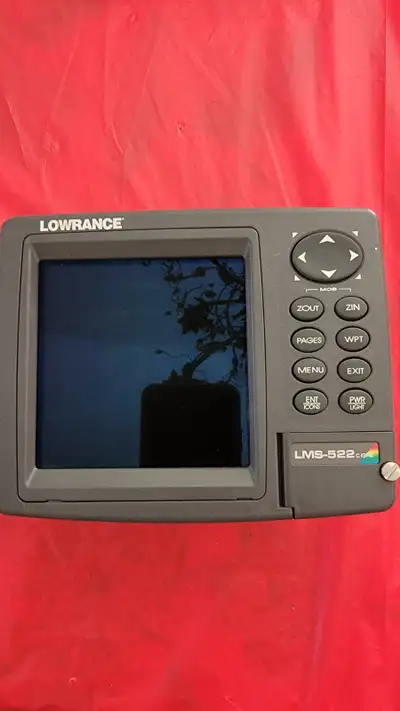 Lowrance LMS-522C fish finder GPS. All cables, Transducer, Mounting bracket and original manual. Com...