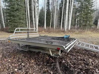 Sturdy aluminum double sled deck. It has a drawer underneath. No extensions on this guy. It’s double...