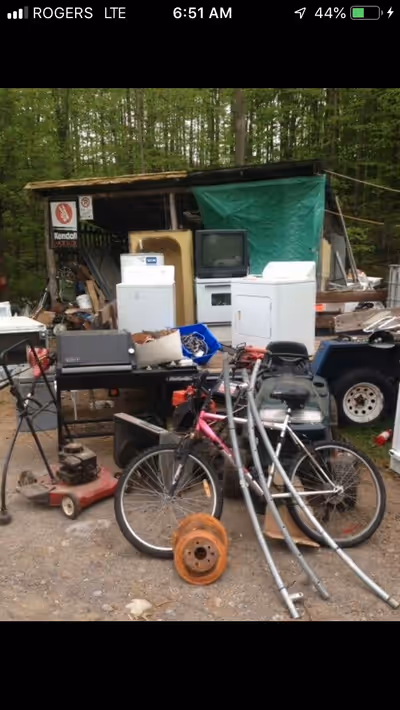 FREE APPLIANCES AND METAL PICKUP. Washer Dryer Stove Dishwasher, Wiring , Copper etc Call/Text 613-6...