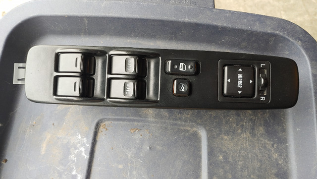 2000 Toyota 4runner black driver master switch set in Other Parts & Accessories in Hamilton