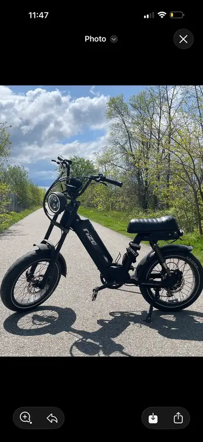 Rize Electric Bike (E-Bike) – Excellent Condition – , View more