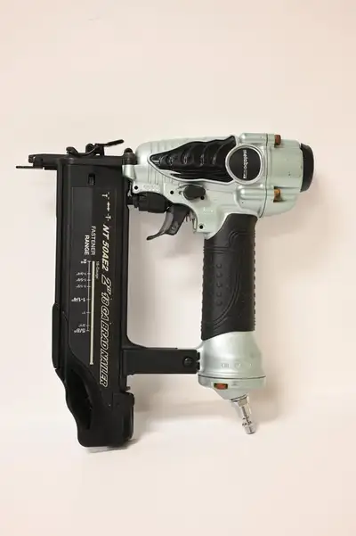 Metabo 18-Gauge 2" Brad Nailer Model NT50AE2 USED working condition. Please see pictures for more de...