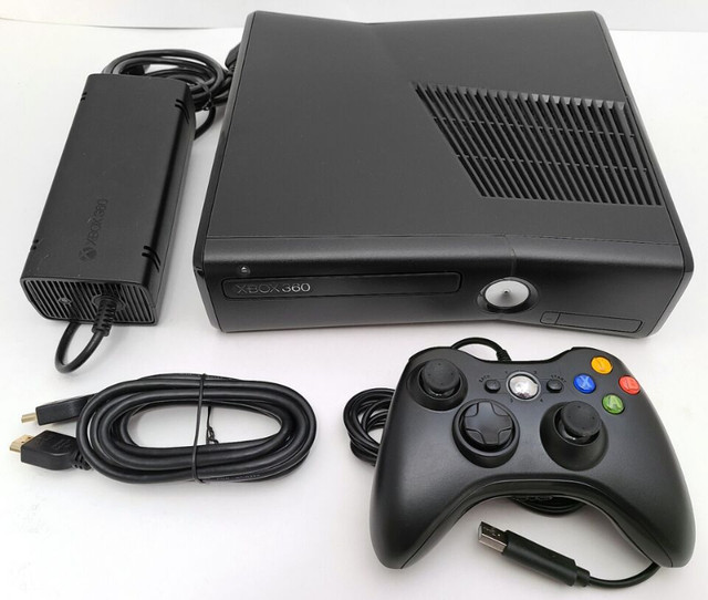 SONY XBOX 360S dans XBOX 360  à Longueuil/Rive Sud