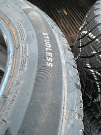 (4) Michelin - 195/65R15 - x ice snow/ studless - 75% tread left