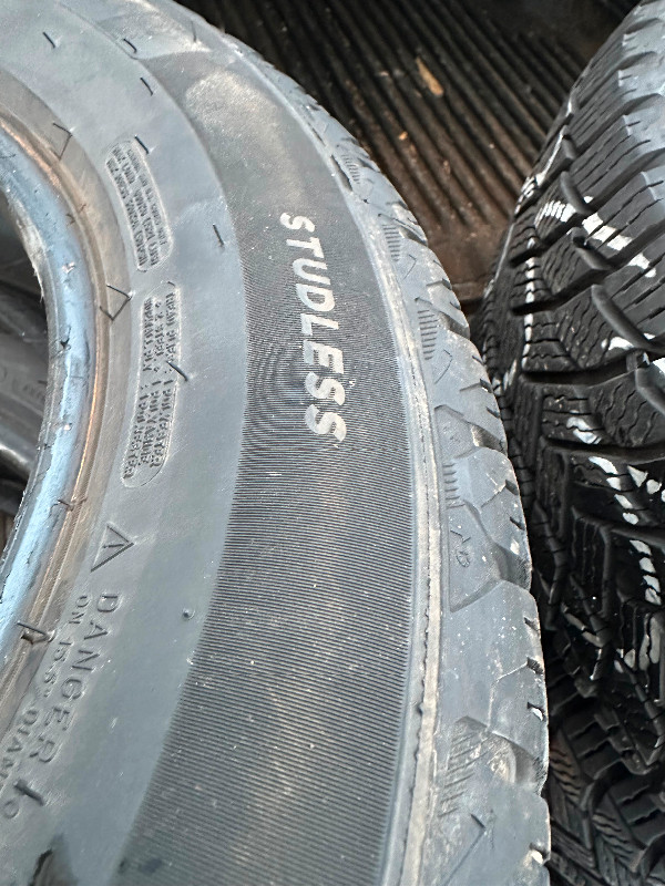 (4) Michelin - 195/65R15 - x ice snow/ studless - 75% tread left in Tires & Rims in Thunder Bay