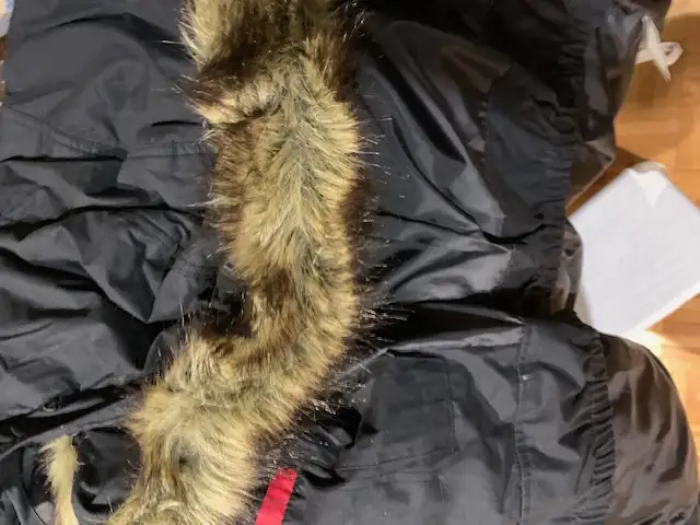 Winter jacket in Men's in Laval / North Shore - Image 4