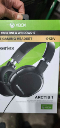 Steelseries Arctis 1 Gaming headset (wired) 