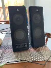 Logitech desktop speakers