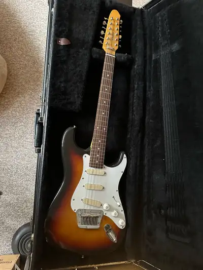 Fender Stratocaster XII MIJ, View more