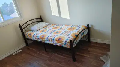 Private room for rent. First and last required. Close to grocery stores college and university.