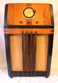 1938 Philco Antique 38-C4 Tube Radio - Restored Beautiful MINT