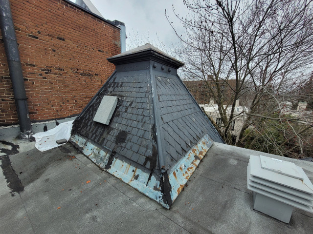 Réparation toiture gouttière fuite eau roof repair leak gutter dans Toiture  à Ville de Montréal - Image 3