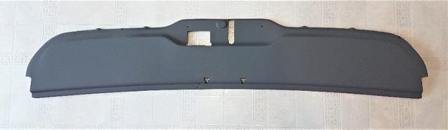 GM-trunk deck lid int. trim panel -camaro 1986 dans Autre  à Saguenay