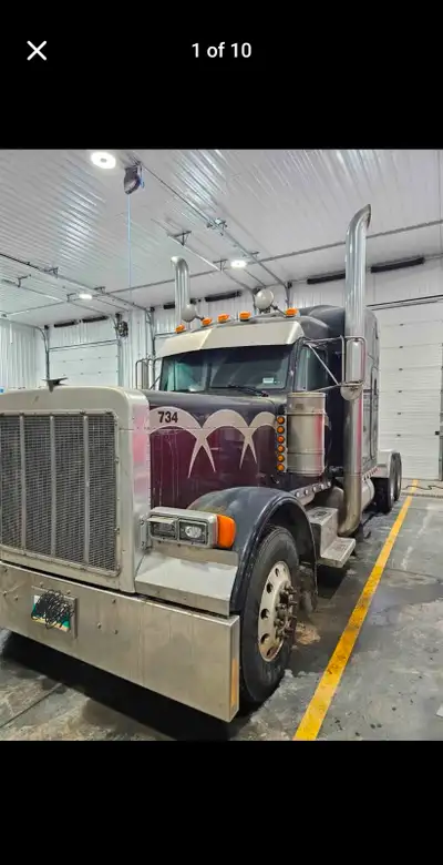 Looking to sell my 2000 379 peterbilt 1999 n14 select plus red top cummins 13 speed 3.55 rears Runs...