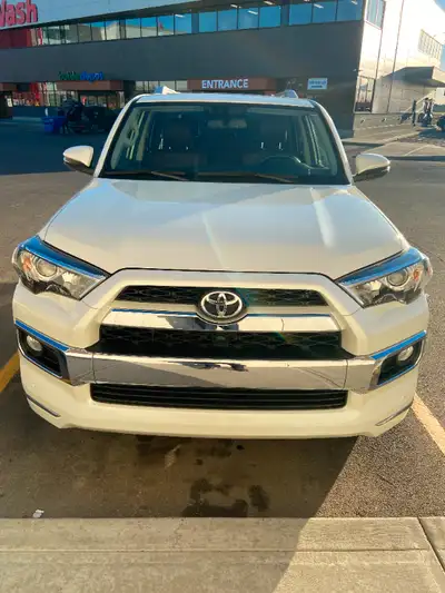 2018 4 Runner Limited, 7 seats-No Accident, left 2.5-yr warranty
