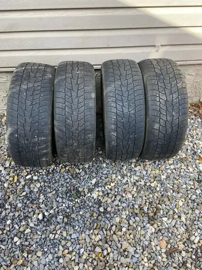 Set of 4, used winter rims and tires. Motomaster Winter Edge 205/55/16 tires. Black steel rims 5x112...