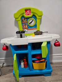 step 2 little Cooks play kitchen 