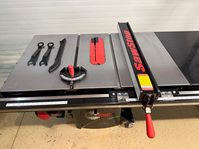 SawStop Professional Table Saw in Power Tools in Saskatoon - Image 3