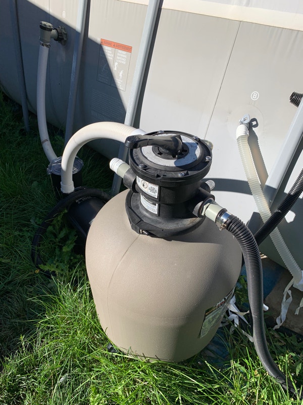 Bestway above ground pool with upgraded sand filter and pump Hot Tubs