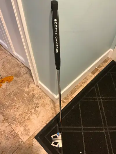 Scotty Cameron Phantom 9, View more