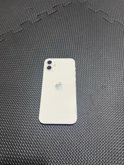 iPhone 14 Plus 128GB 87% health Great condition Price firm $400