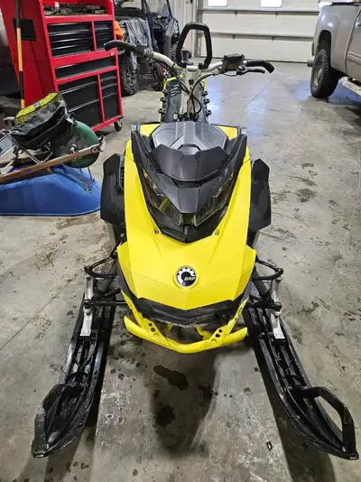 I have a 2017 summit for sale. 165x3” track in overall good condition. After market skins bumper fro...