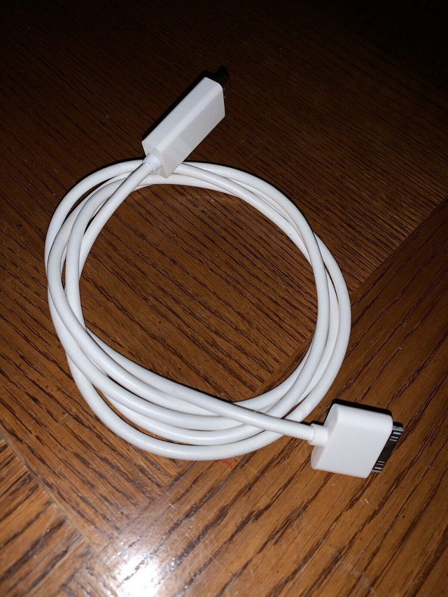 30 Pin iPad Cable to HDMI Digital AV Cable in iPads & Tablets in Oshawa / Durham Region