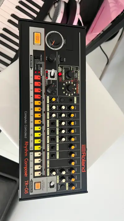 Roland TR-08 Rhythm Composer (TR-808), View more