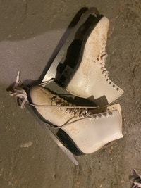 Figure Skates Winnipeg Manitoba Preview