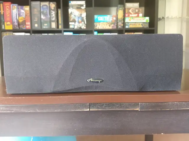 Mirage FRX Center Channel in Speakers in Markham / York Region - Image 3