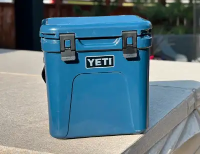 Yeti 24 Hard Cooler Roadie, View more