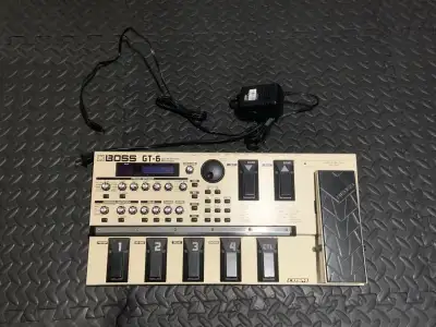 Guitar pedal board and accessories, View more