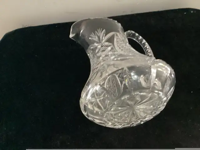 CRÉMIER EN CRISTAL  6 “ DE HAUT PRÈS DU MÉTRO JARRY  in Kitchen & Dining Wares in City of Montréal - Image 6