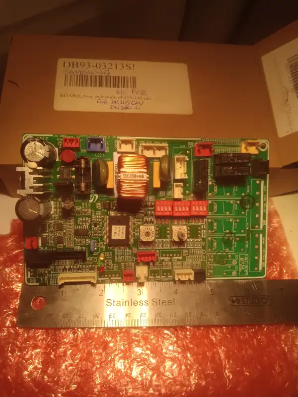 Samsung DB93-03213S A/C MAIN PCB (DH105CAV/DH140CAV) in Other in Laval / North Shore - Image 2
